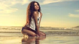 Sexy Frau am Strand